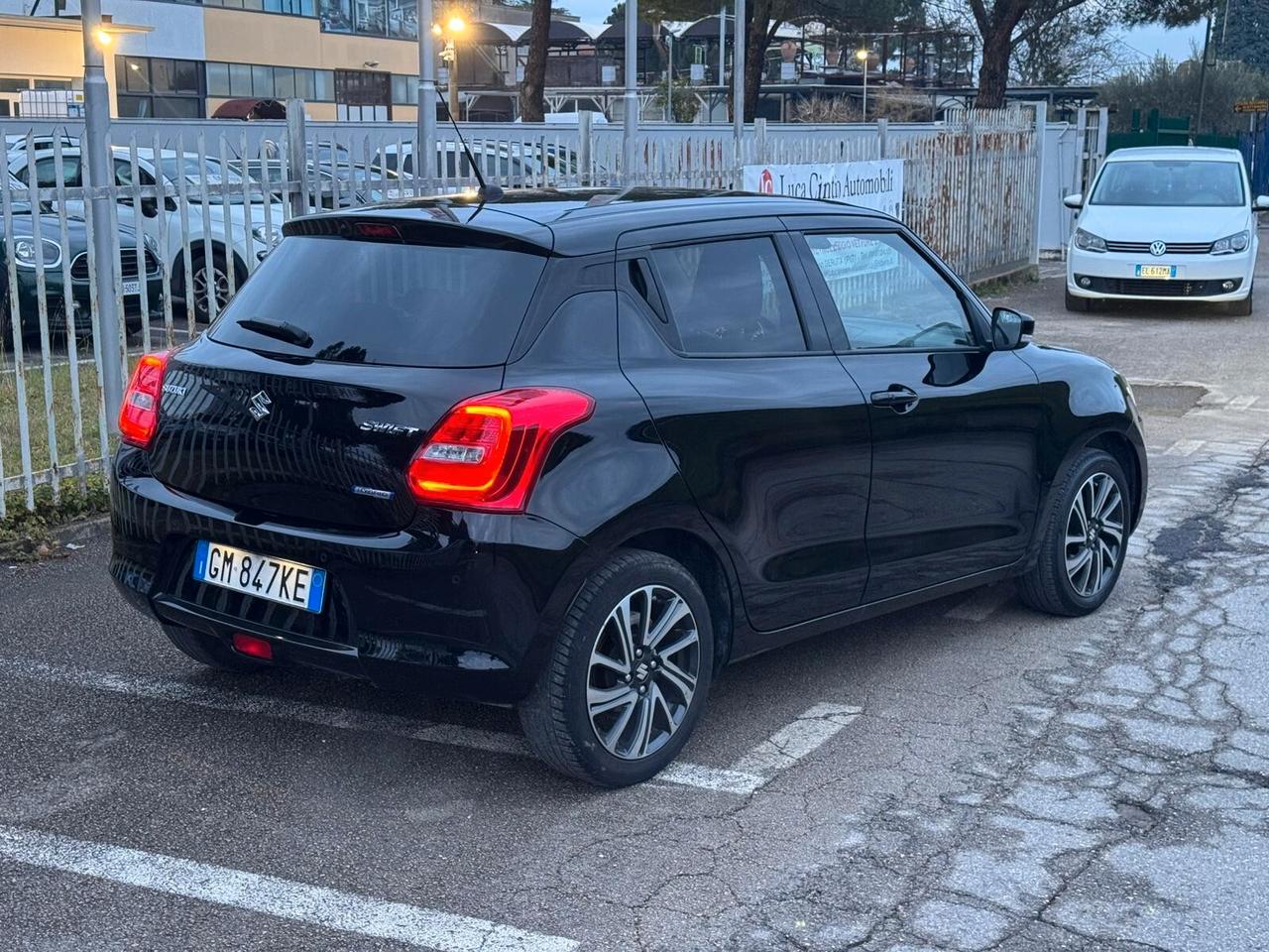 Suzuki Swift 1.2 Hybrid Top