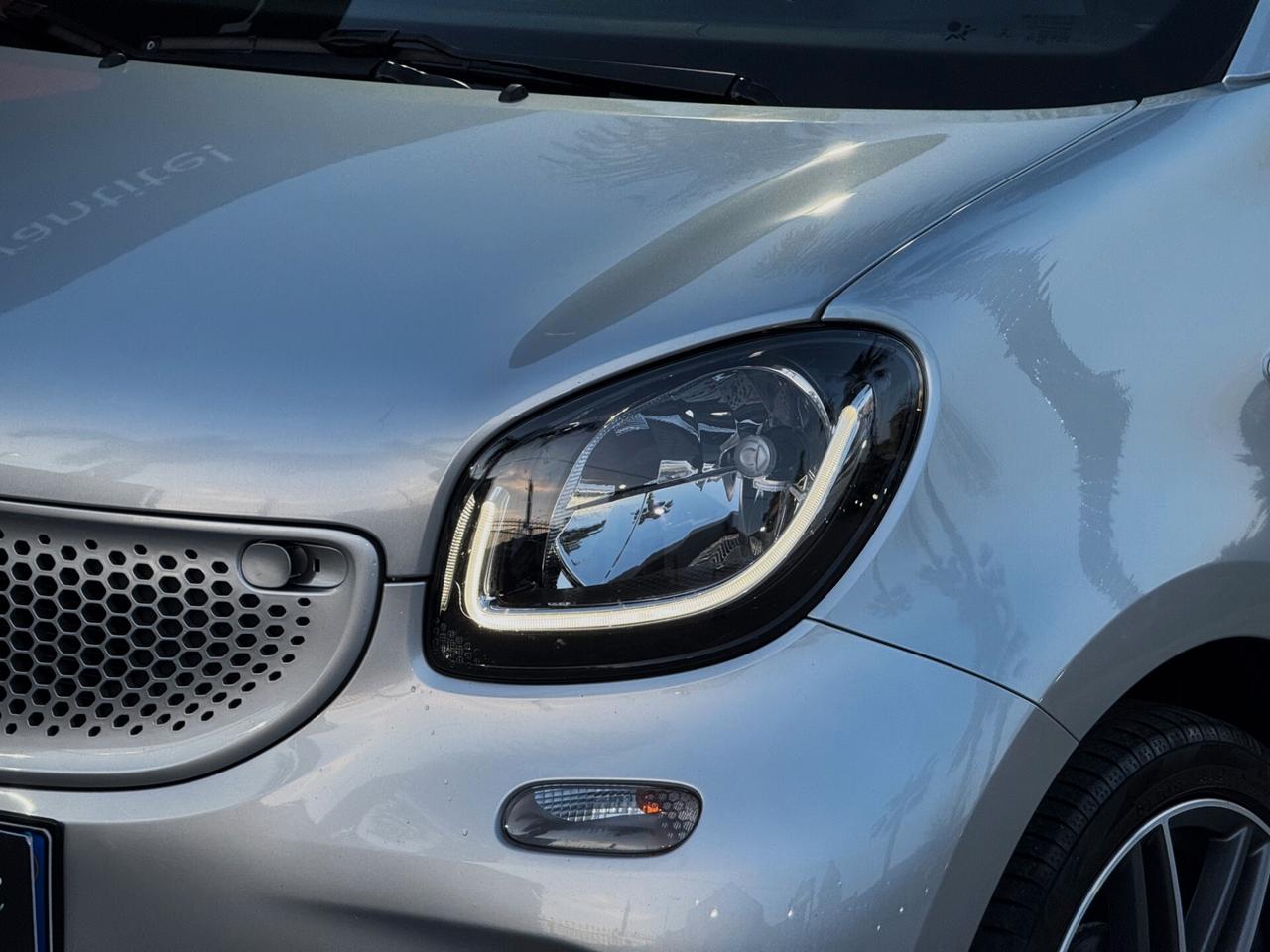 Smart forFour 0.9 T BRABUS 109CV TETTO CAM JBL