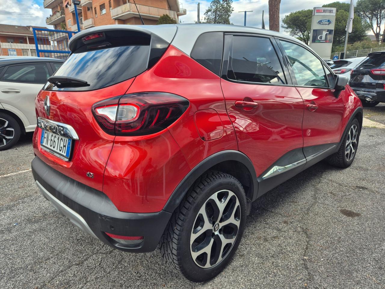 Renault Captur dCi 8V 110 CV Start&Stop Energy Initiale Paris