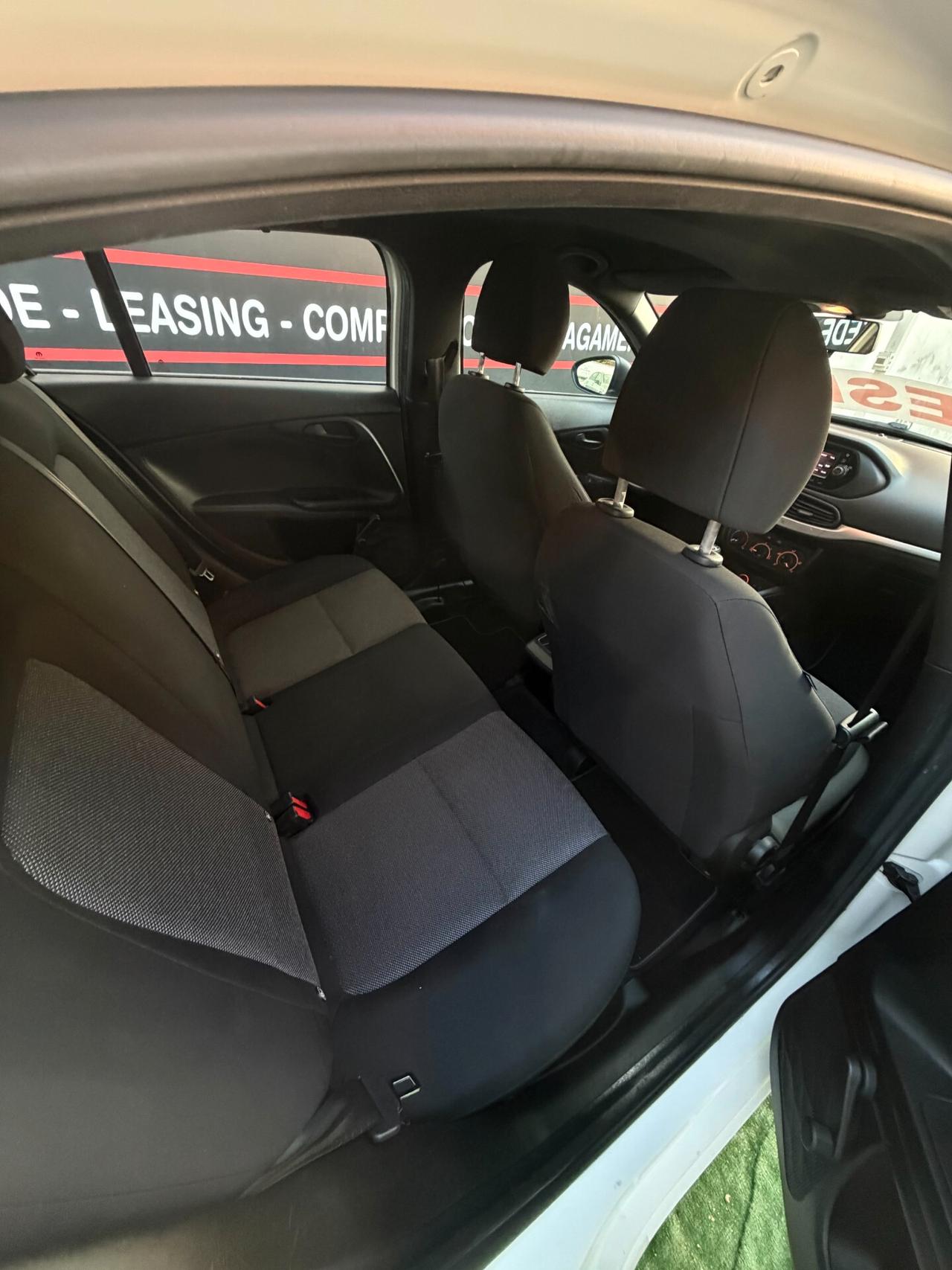 Fiat Tipo 2021 1.3 Mjt 5 p. LOUNGE LEGGI TUTTO