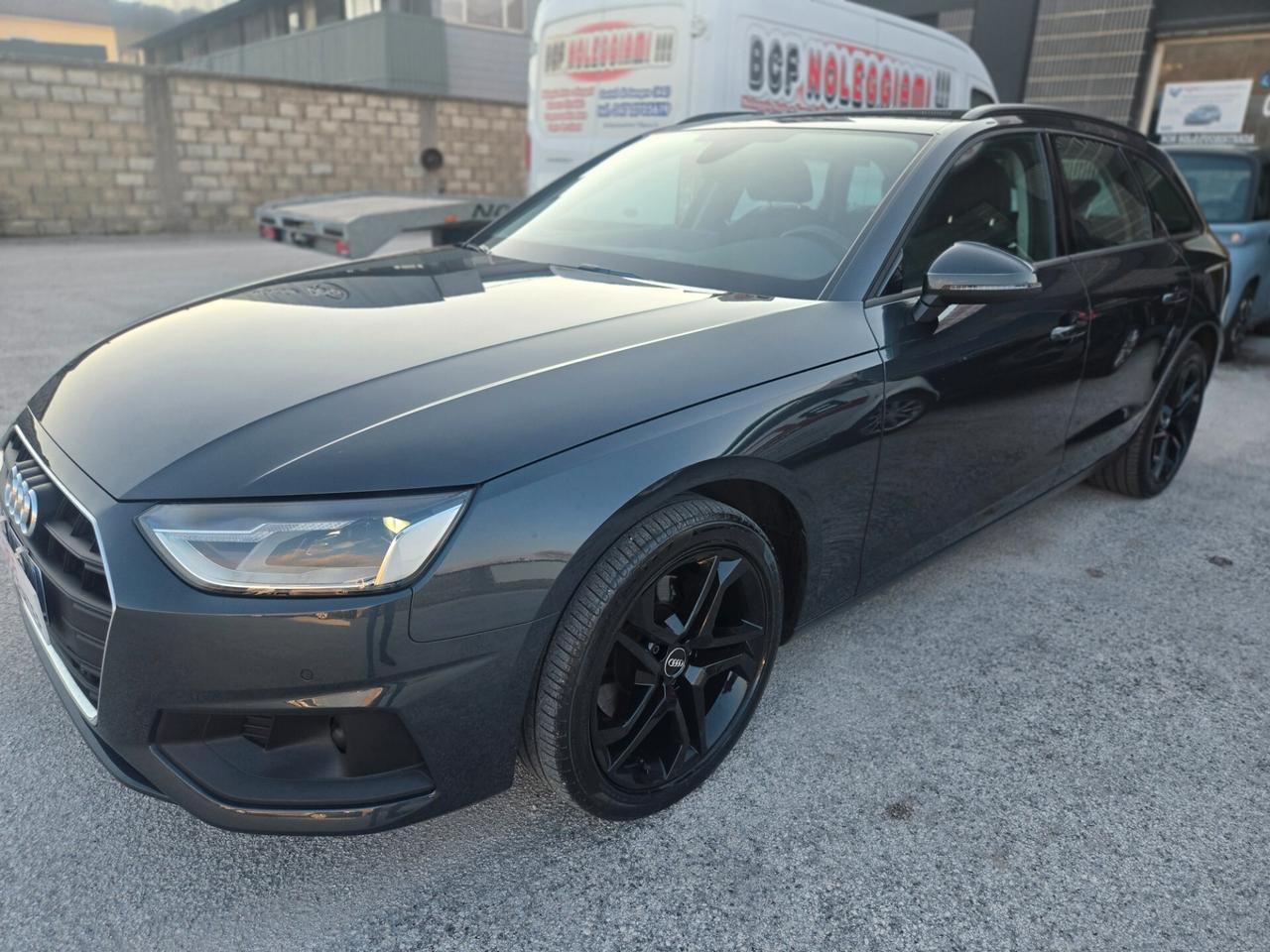 Audi A4 avant. 2.0 .35 tdi. S. tronic