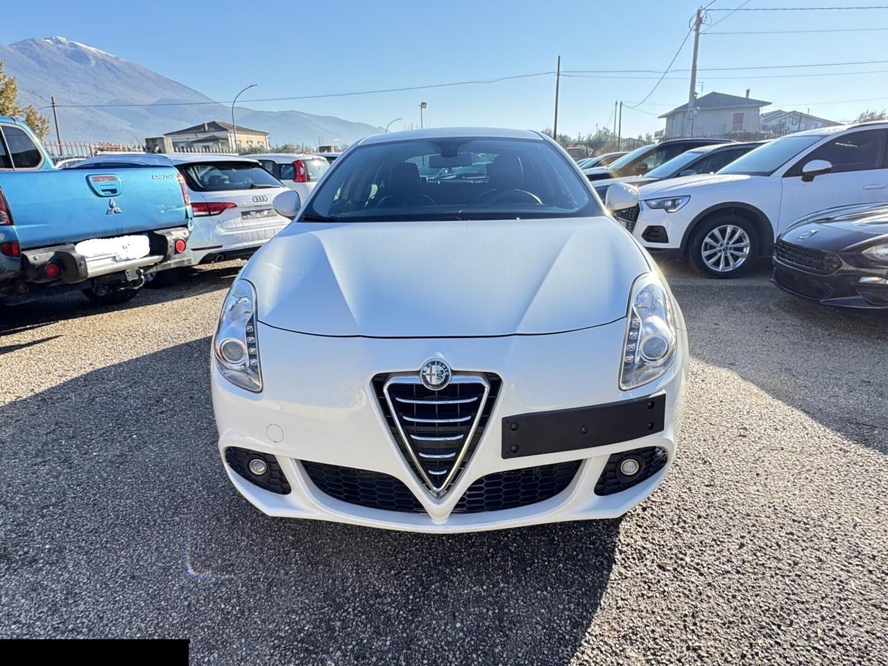ALFA ROMEO GIULIETTA 1.6 SPORT INTERNI IN PELLE