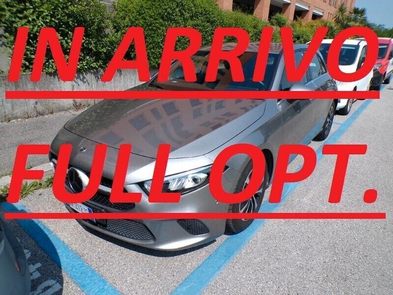 Mercedes-Benz A 180d Autom. *FULL OPT.* da VETRINA