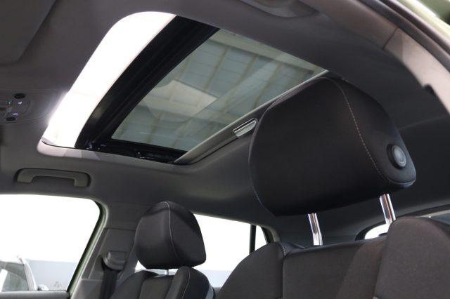 AUDI Q2 35 TDI quattro S tronic S line Edition