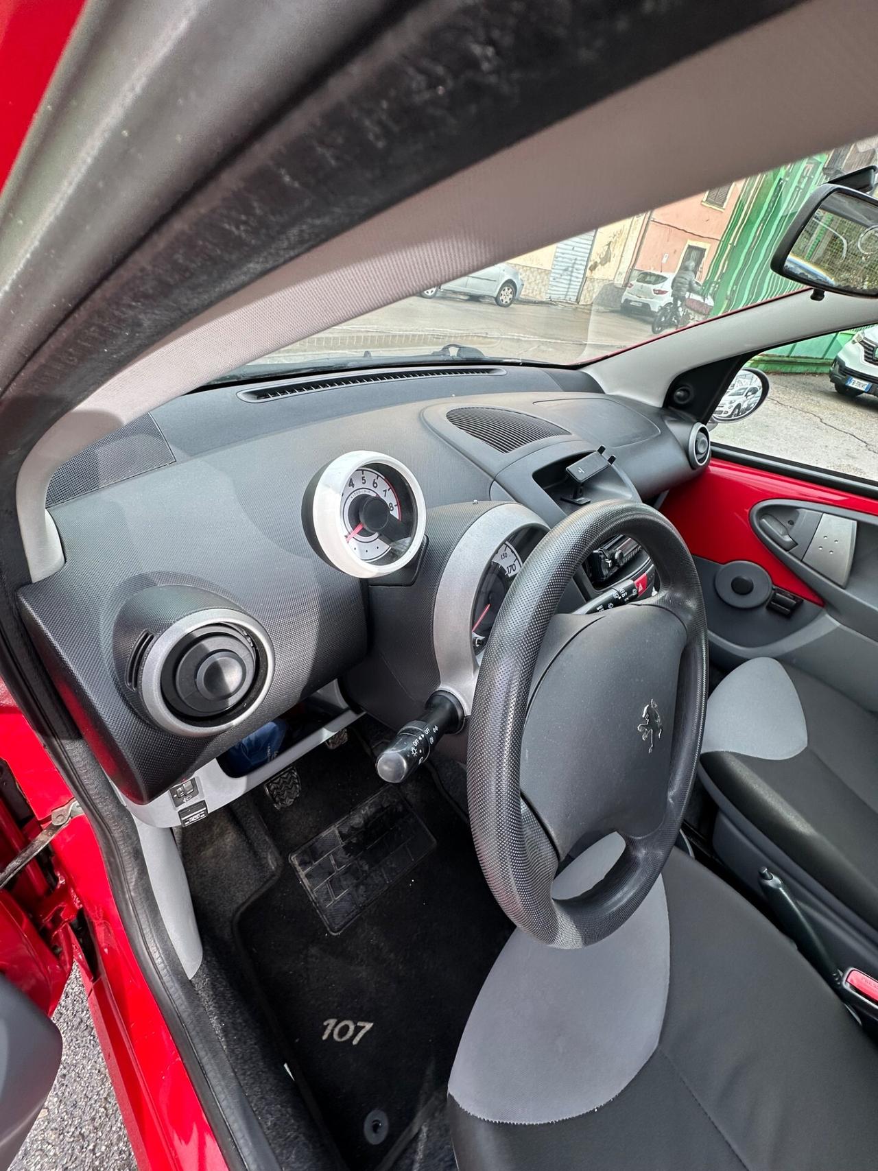 Peugeot 107 1.0 68CV 3p. Desir