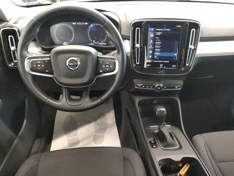 Volvo XC40 T2 Momentum
