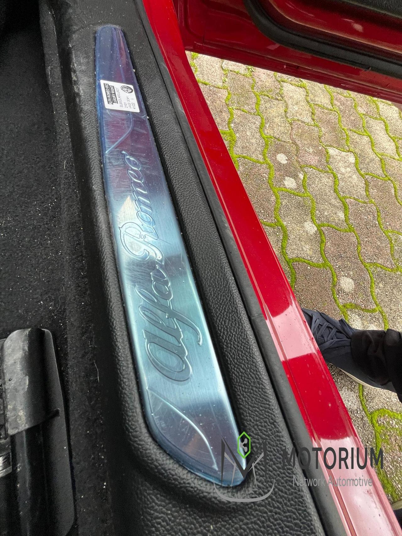 Alfa Romeo Giulia 2.2 Turbodiesel 210 CV AT8 AWD Q4 Veloce