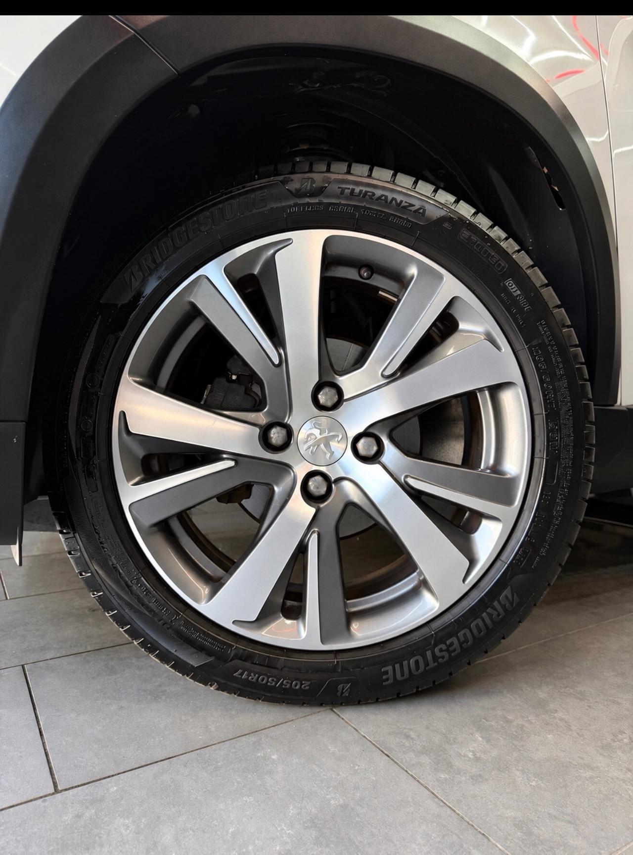 Peugeot 2008 1.6 BlueHDi Allure Pack 2018