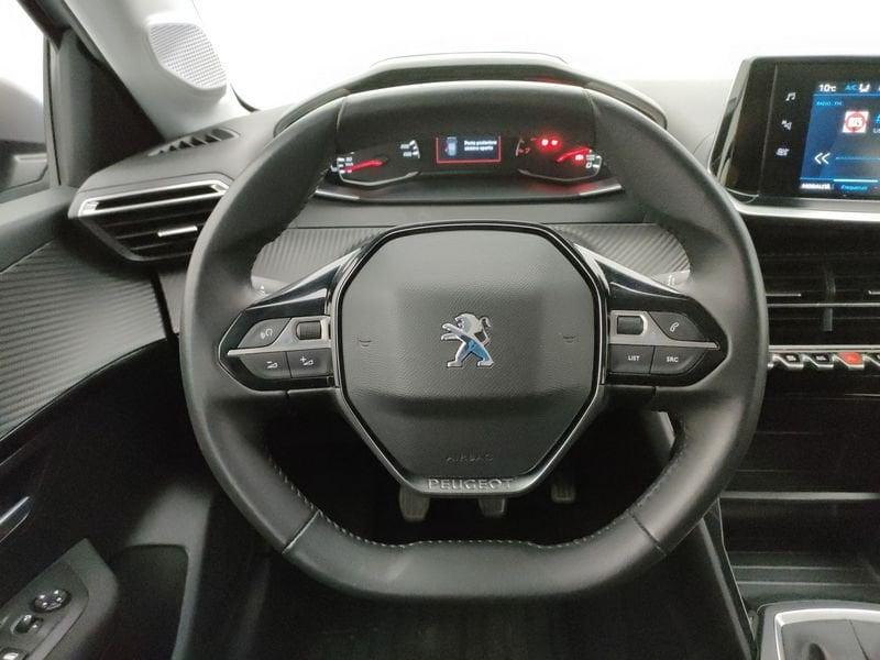 Peugeot 208 Active Pack PureTech 75 S/S con gancio traino