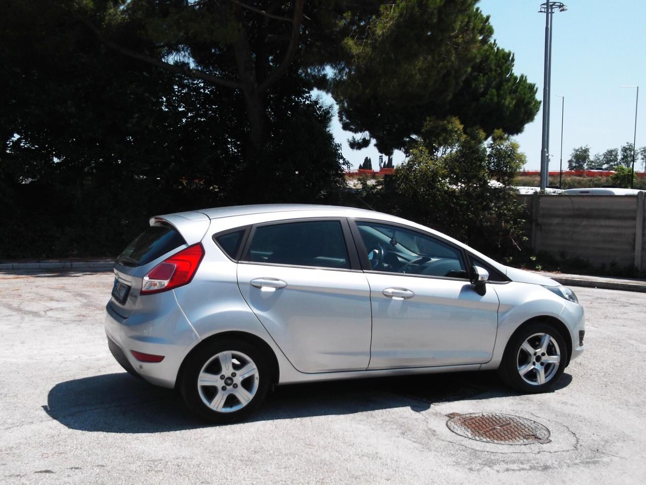 New Ford Fiesta 1.5 Tdi Neopatentati 2014