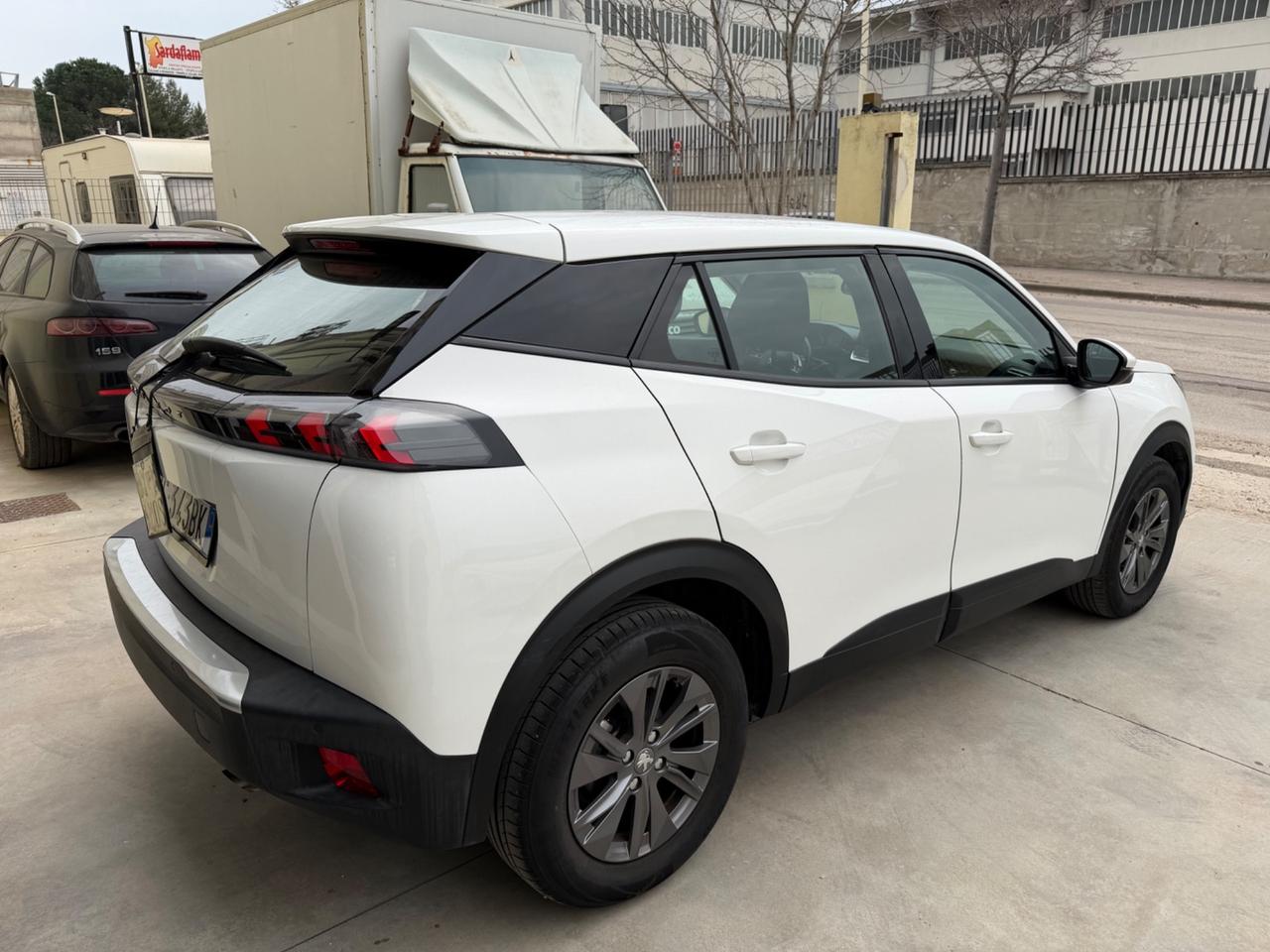 Peugeot 2008 1.5 diesel 100cv 2020