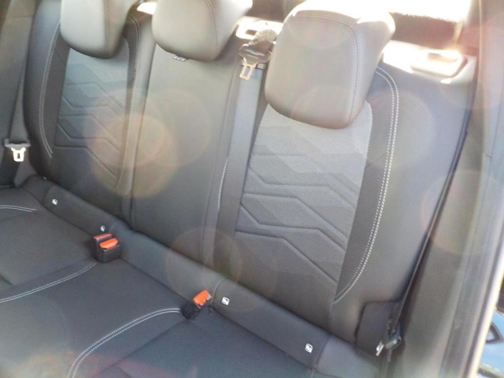 Jeep Avenger 1.2 Turbo 100 CV MHEV Altitude