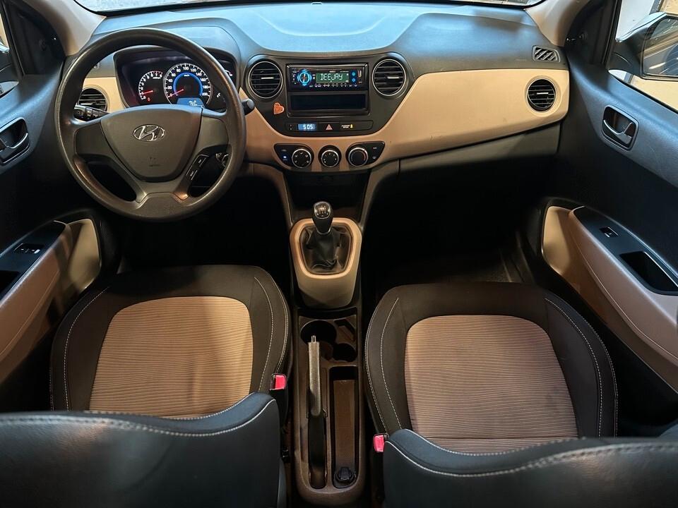 Hyundai i10 1.0 5p Unico Proprietario - Neopatentati