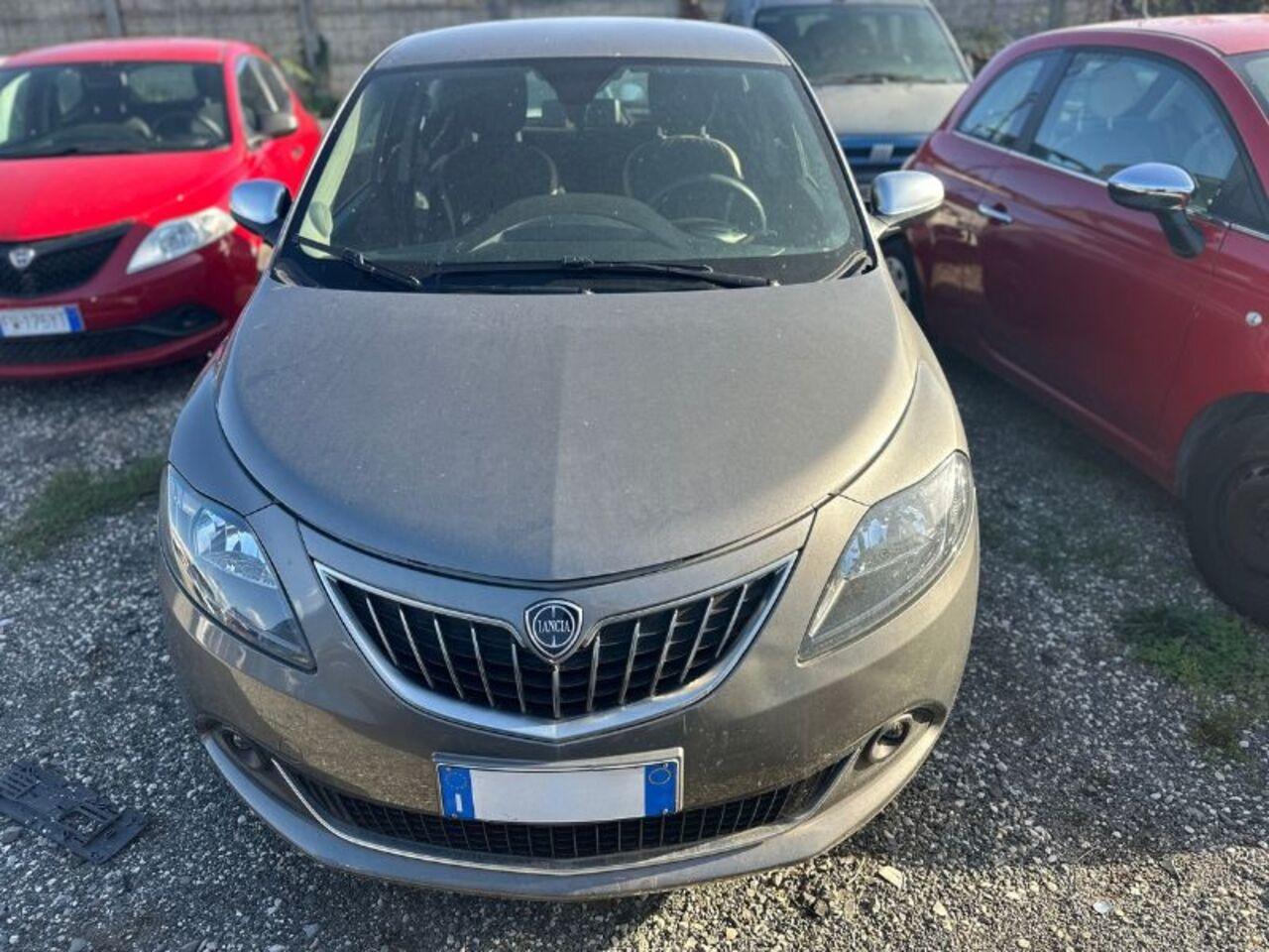 LANCIA Ypsilon 3ª serie - Ypsilon 1.0 FireFly 5 porte S&S Hybrid Ec