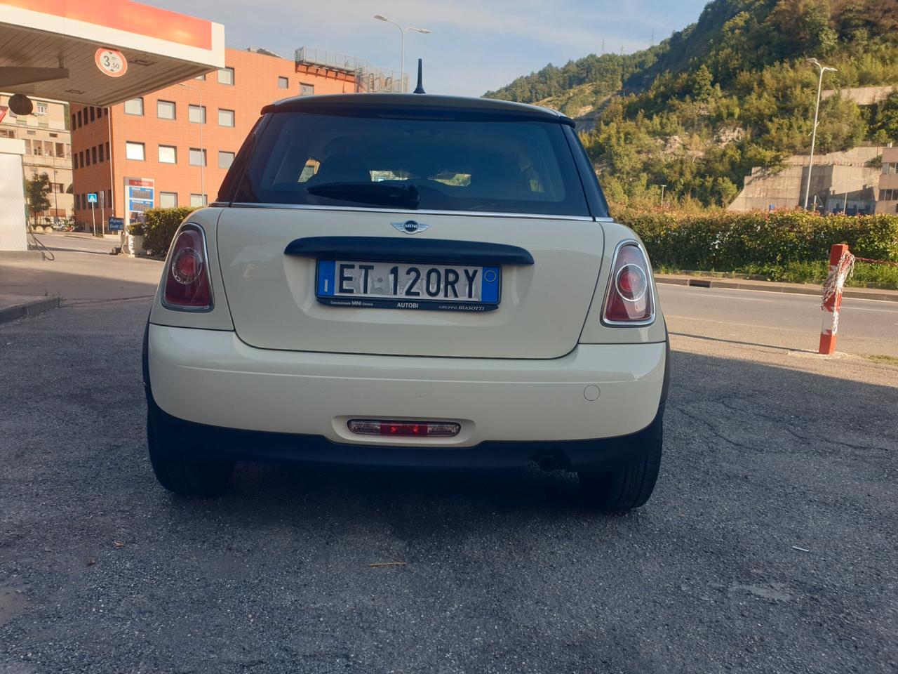 Mini 1.6 16V One (55kW)