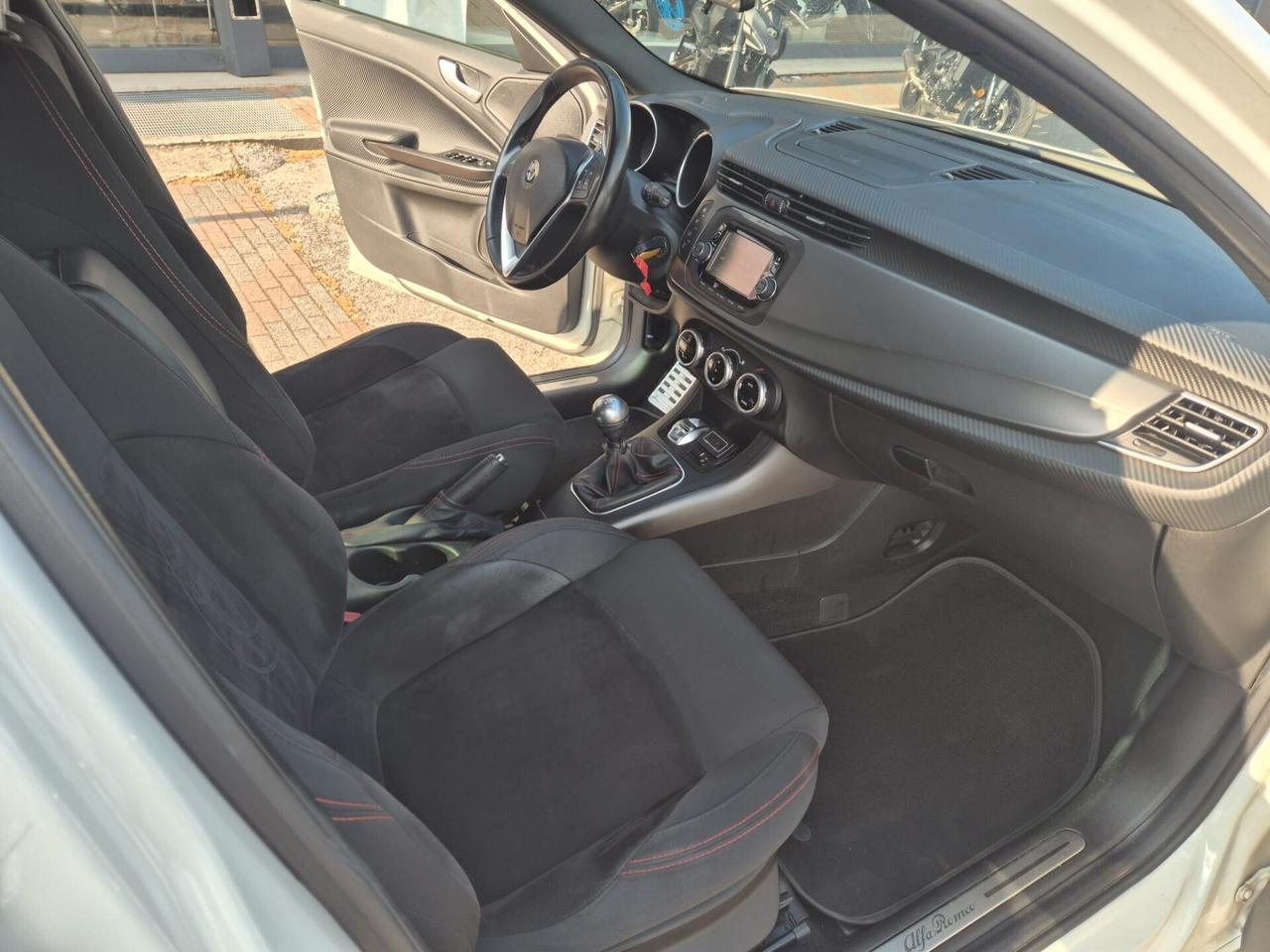 AR Giulietta 1.6 JTDm 120CV vers. Sprint E6B -- OK Neopat.!!!