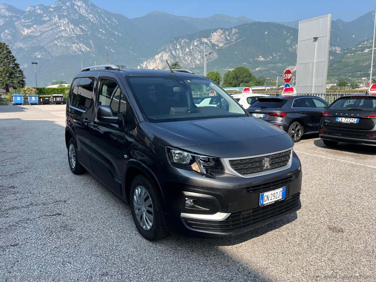 PEUGEOT Rifter BlueHDi 100 Active Standard