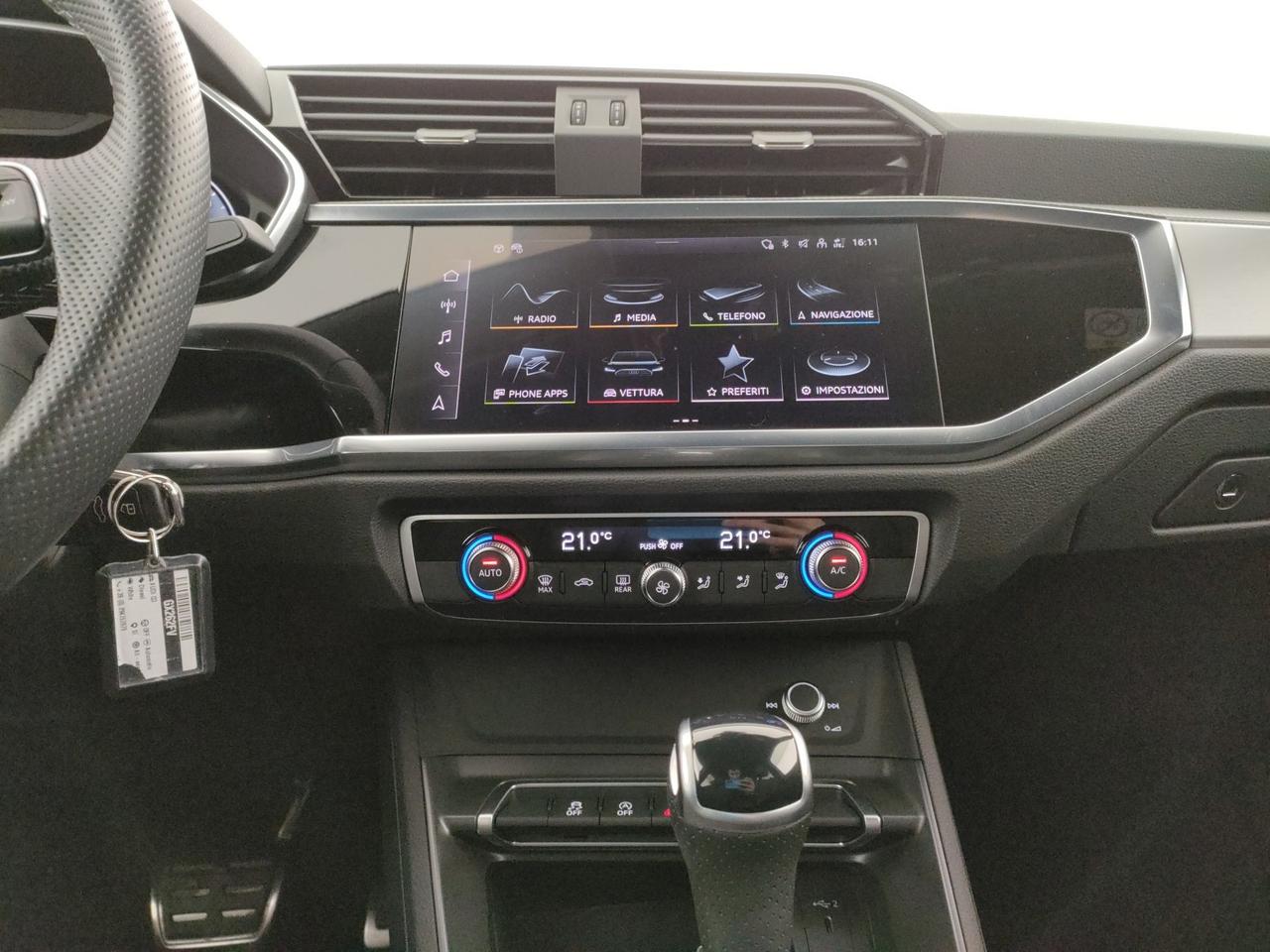 Audi Q3 35 2.0 tdi s line edition s-tronic