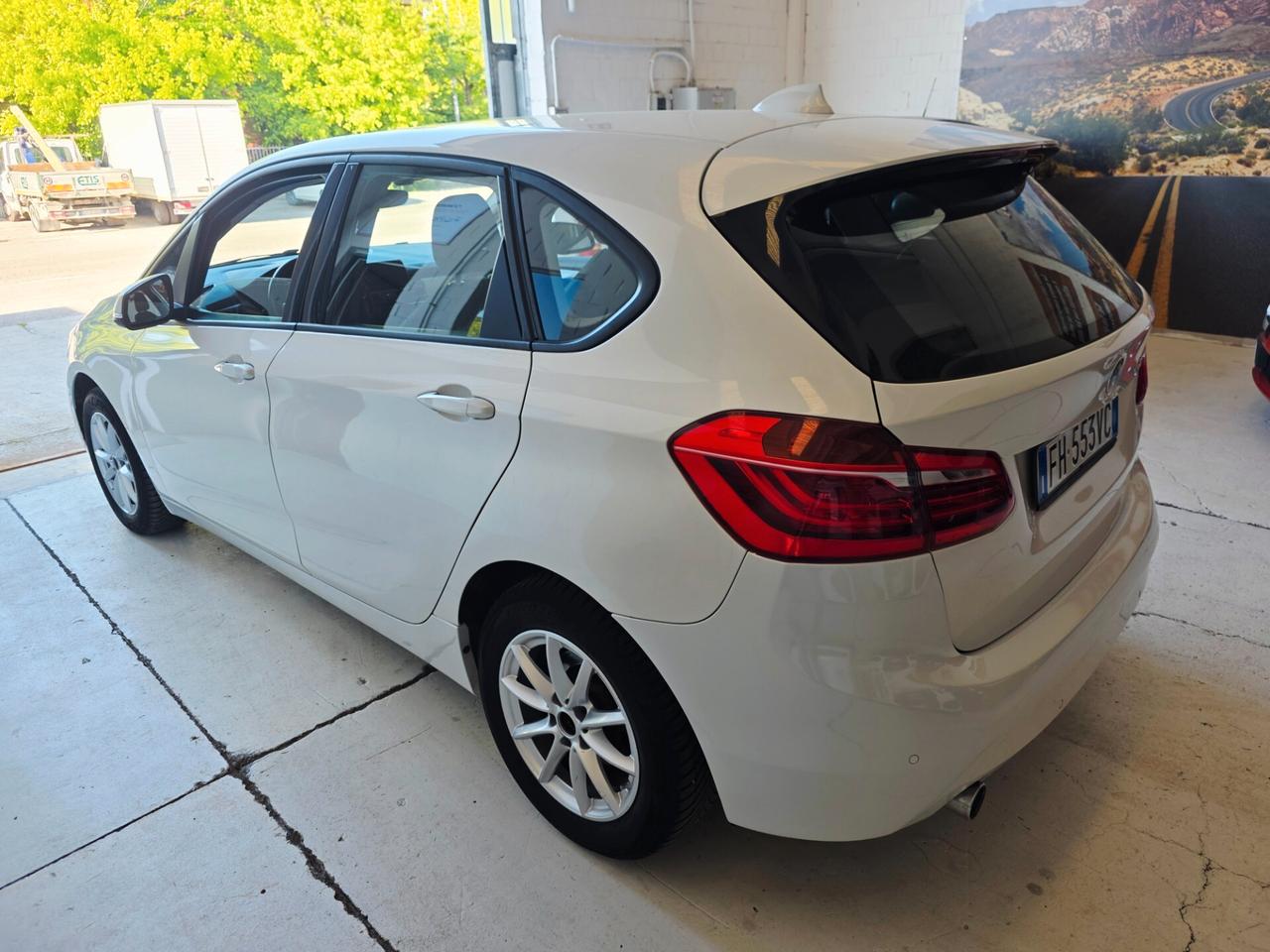 Bmw 218 218d monovolume