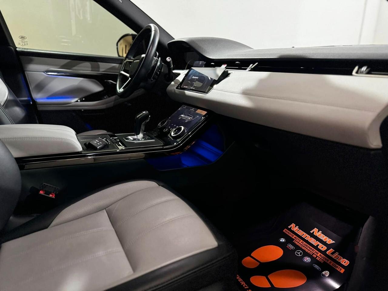 Range Rover Evoque 2.0 i4 R-Dynamic 163cv 2022 Autocarro