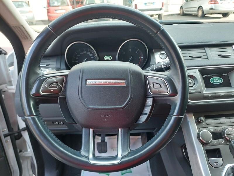 Land Rover Range Rover Evoque 2.2 TD4 150 CV 5p. Pure