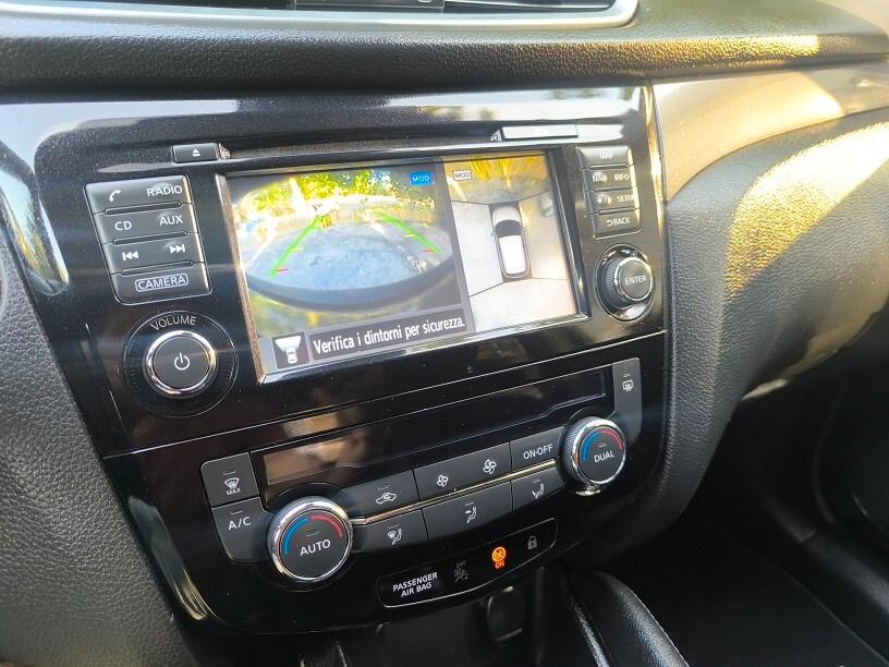 Nissan Qashqai 1.5 dCi N-Connecta