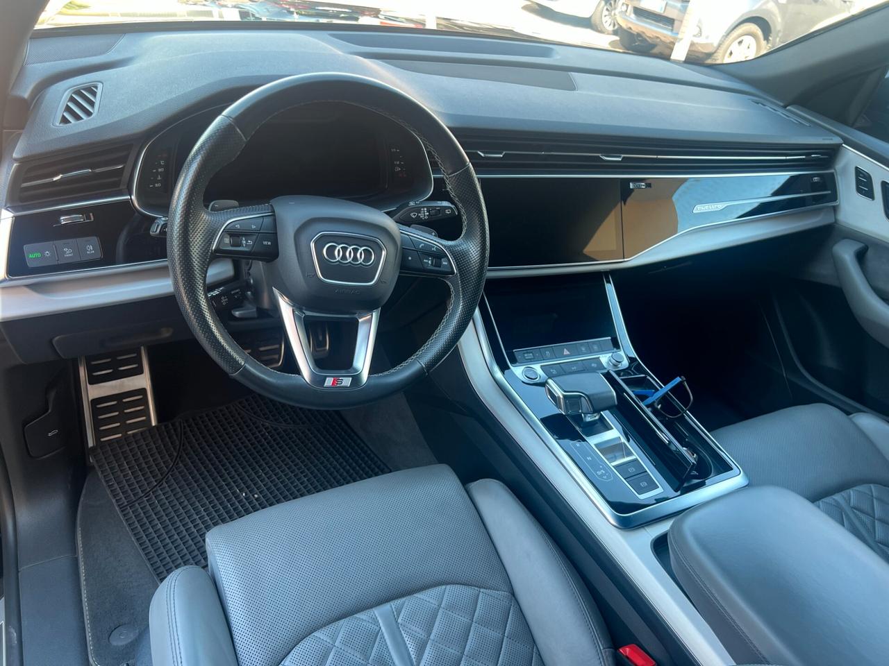 Audi Q8 50 TDI 286 CV quattro tiptronic Sport