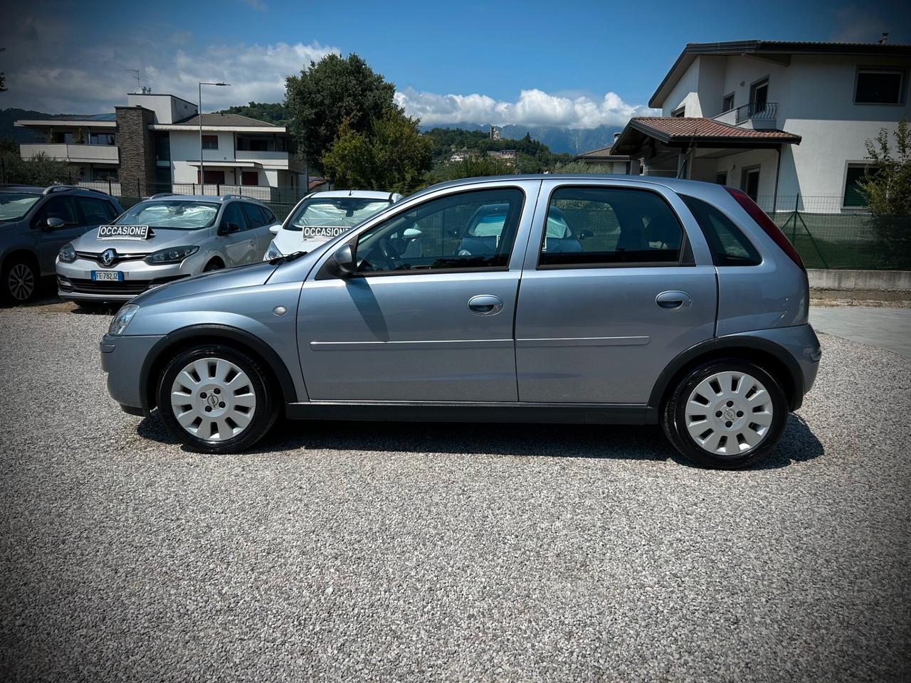 Opel Corsa 1.2 5 porte UNIPROPRIET.-NEOPATENTATI