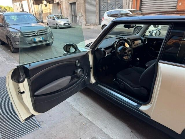 Mini Cooper D - 1.6 D 110 CV - Pepper