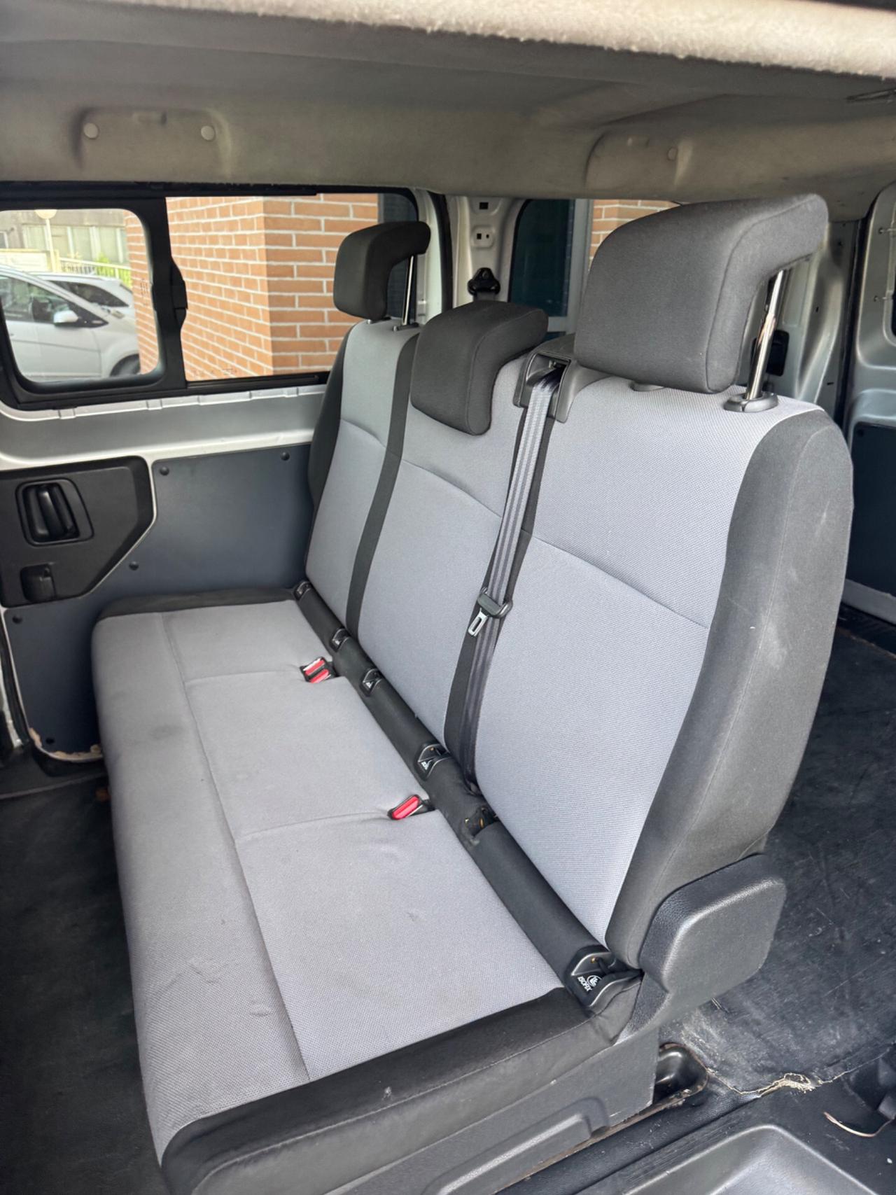Peugeot Expert BlueHDi 150 S&S PC-TN Combi Compact