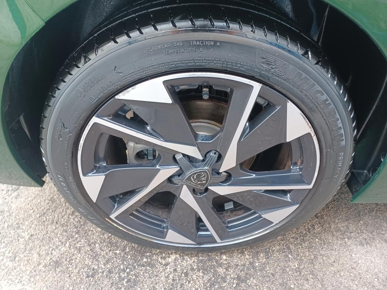 Peugeot 308 BlueHDi 130 Allure Pack solo 60000 km