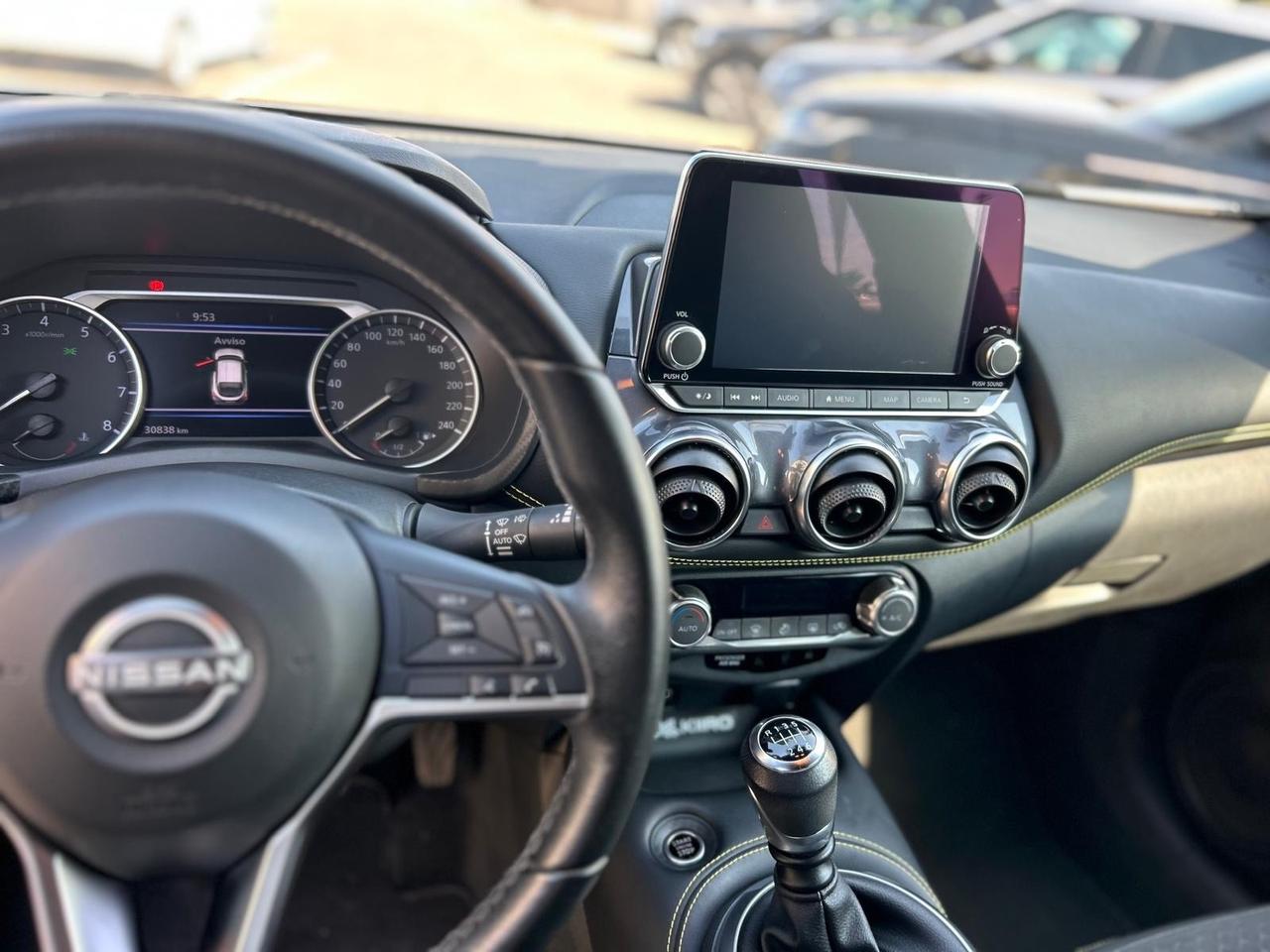 Nissan Juke 1.0 DIG-T 114 CV Kiiro