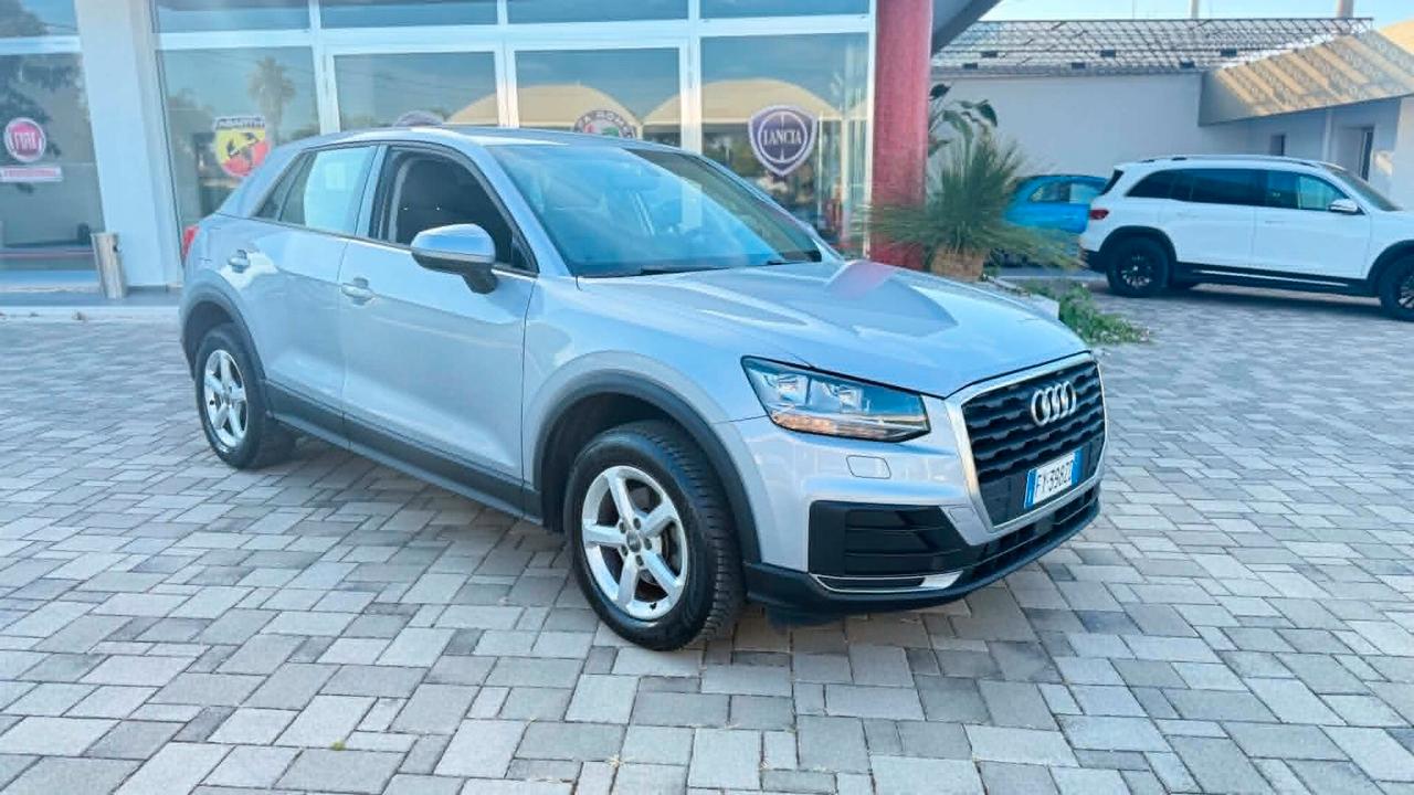 Audi Q2 30 TDI S tronic Business