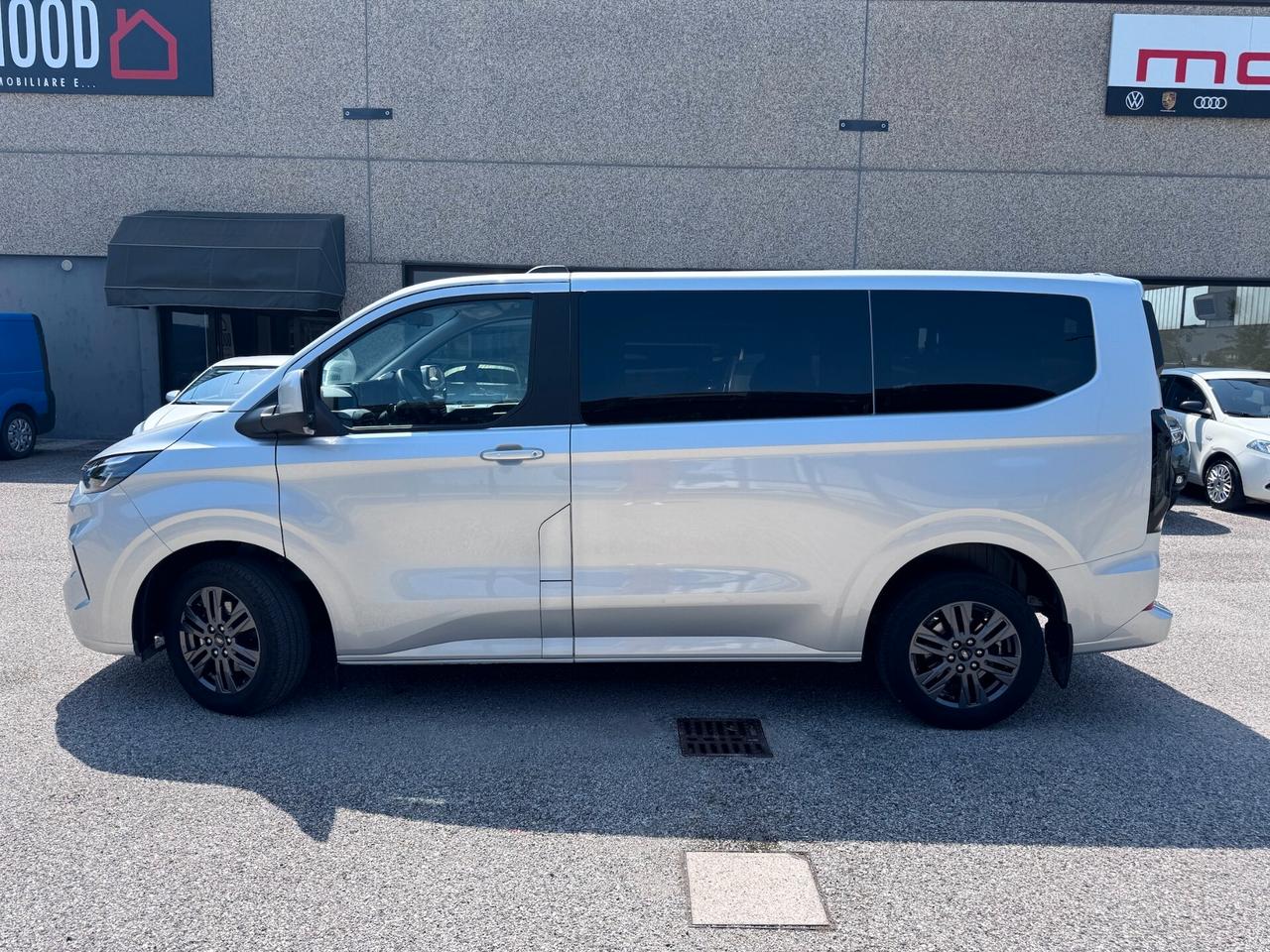 Ford Tourneo Custom 2.0 EcoBlue 170 CV Titanium PELLE IVA ESPOSTA