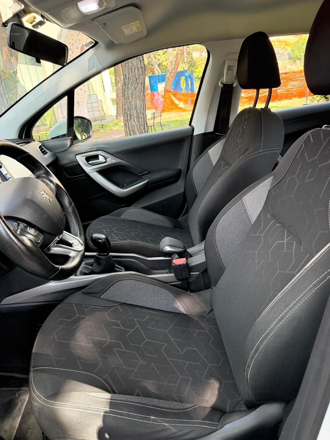 Peugeot 2008 PEGEOUT GPL PURETECH