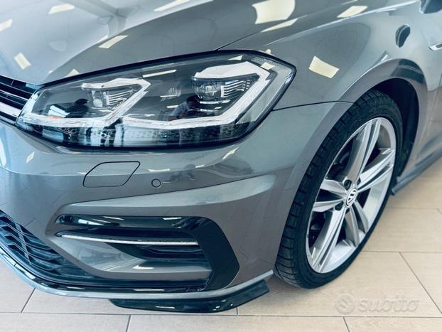 VOLKSWAGEN Golf 1.5 TSI 150 CV - Highline R-Line