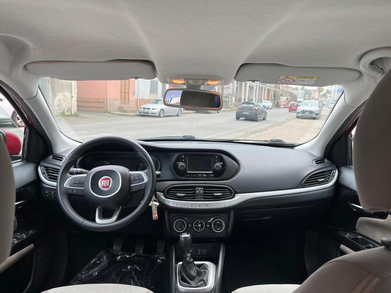 Fiat Tipo 1.6 Mjt 120CV 4 porte Lounge
