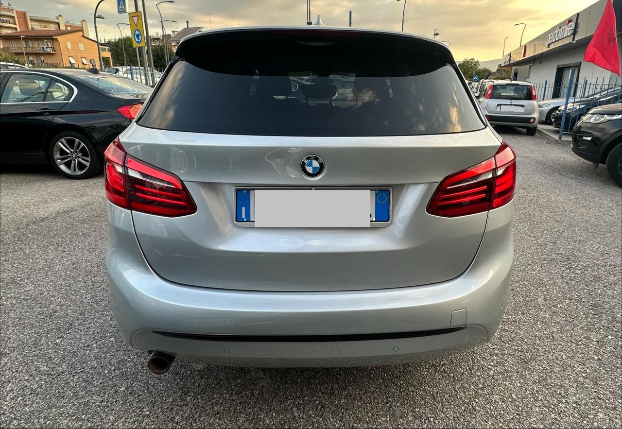 Bmw 2er Active Tourer 218d Sport automatica tetto
