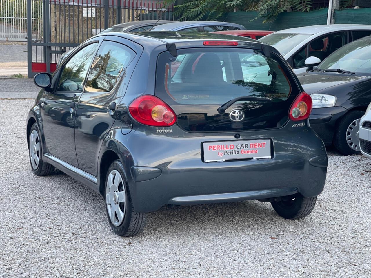Toyota Aygo 1.0 12V VVT-i 5 porte Sound