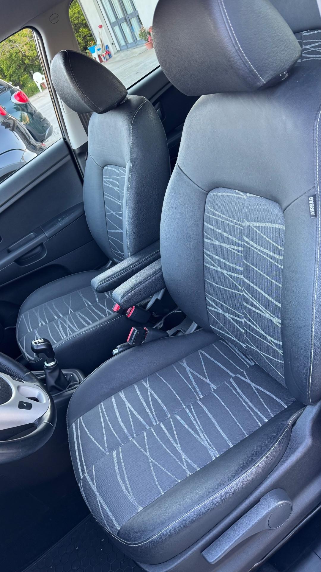 Kia Venga 1.4 CRDi 90CV Cool