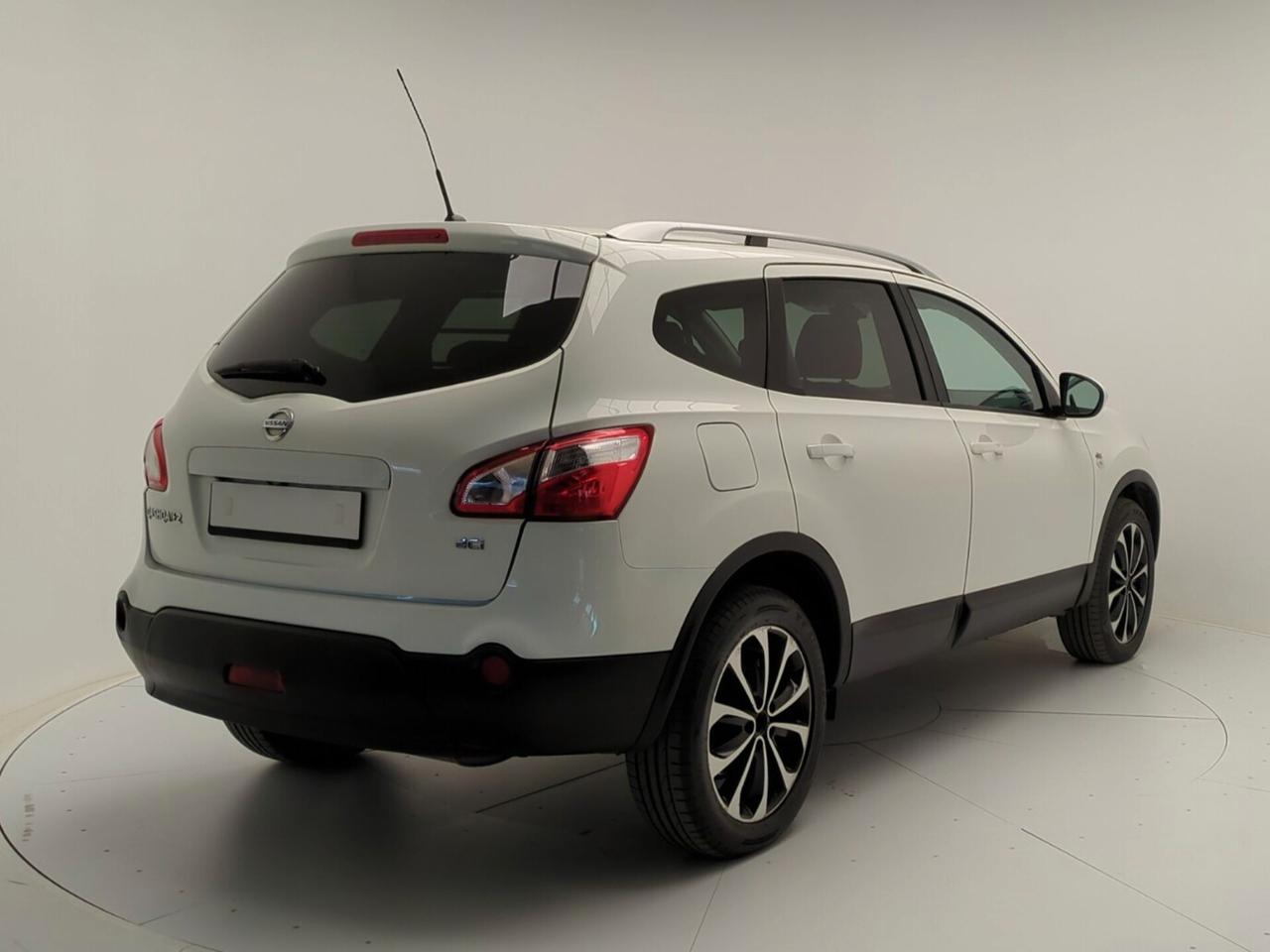 Nissan Qashqai Qashqai+2 2.0 dCi DPF 4WD aut. n-tec