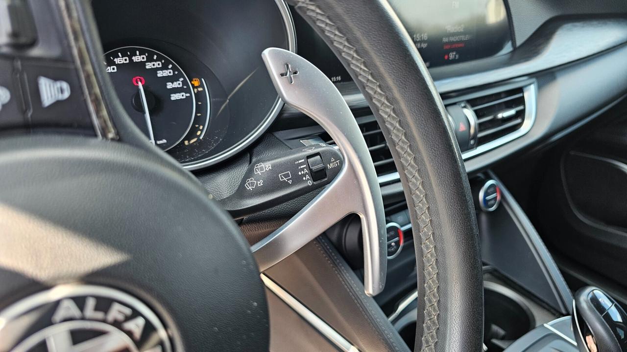 Alfa Romeo Stelvio 2.2 Turbodiesel 210 CV AT8 Q4 Super