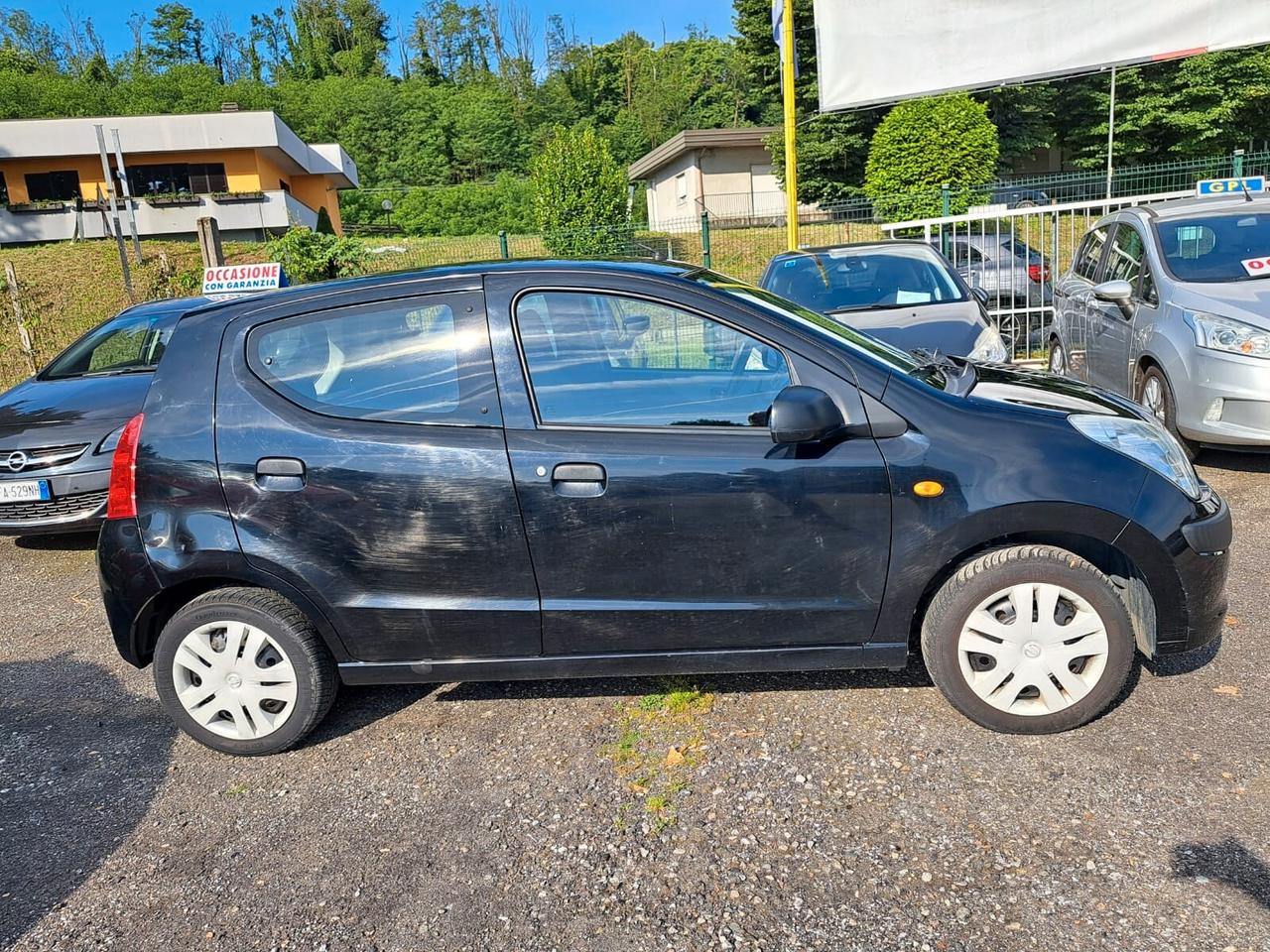 Nissan Pixo 1.0 5 porte Visia