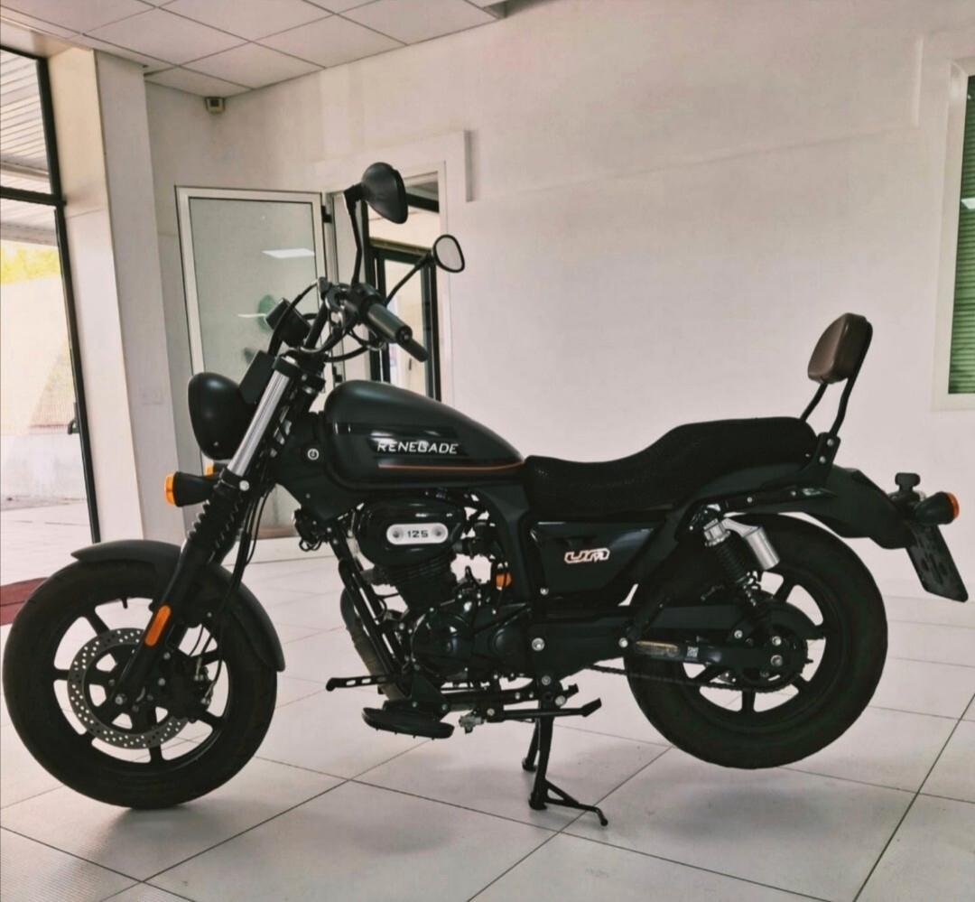 Um Renegade Commando 125
