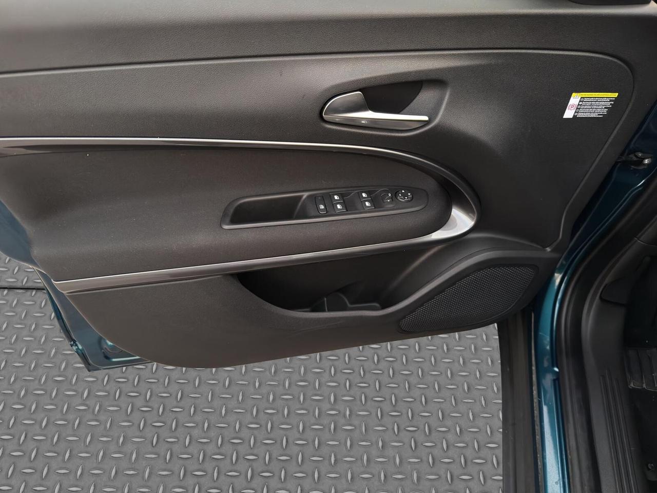 Fiat 600 Hybrid 145 MHEV Pop automatica 2025