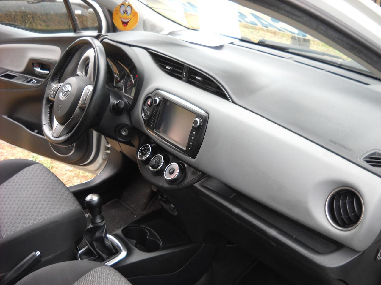 Toyota Yaris 1.0 5 porte