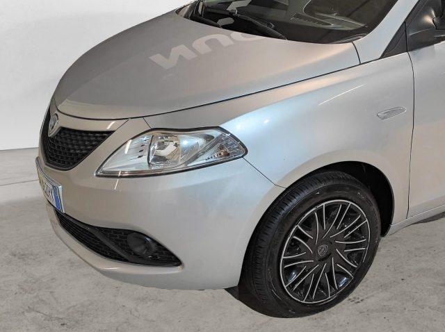 LANCIA Ypsilon 1.2 69 CV 5 porte S&S Gold