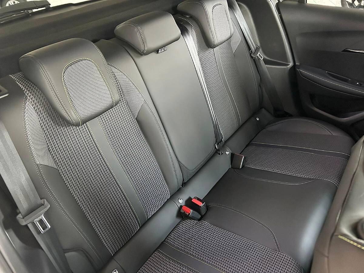 Peugeot 208 1.2 PureTech 100 Stop&Start 5 porte GT