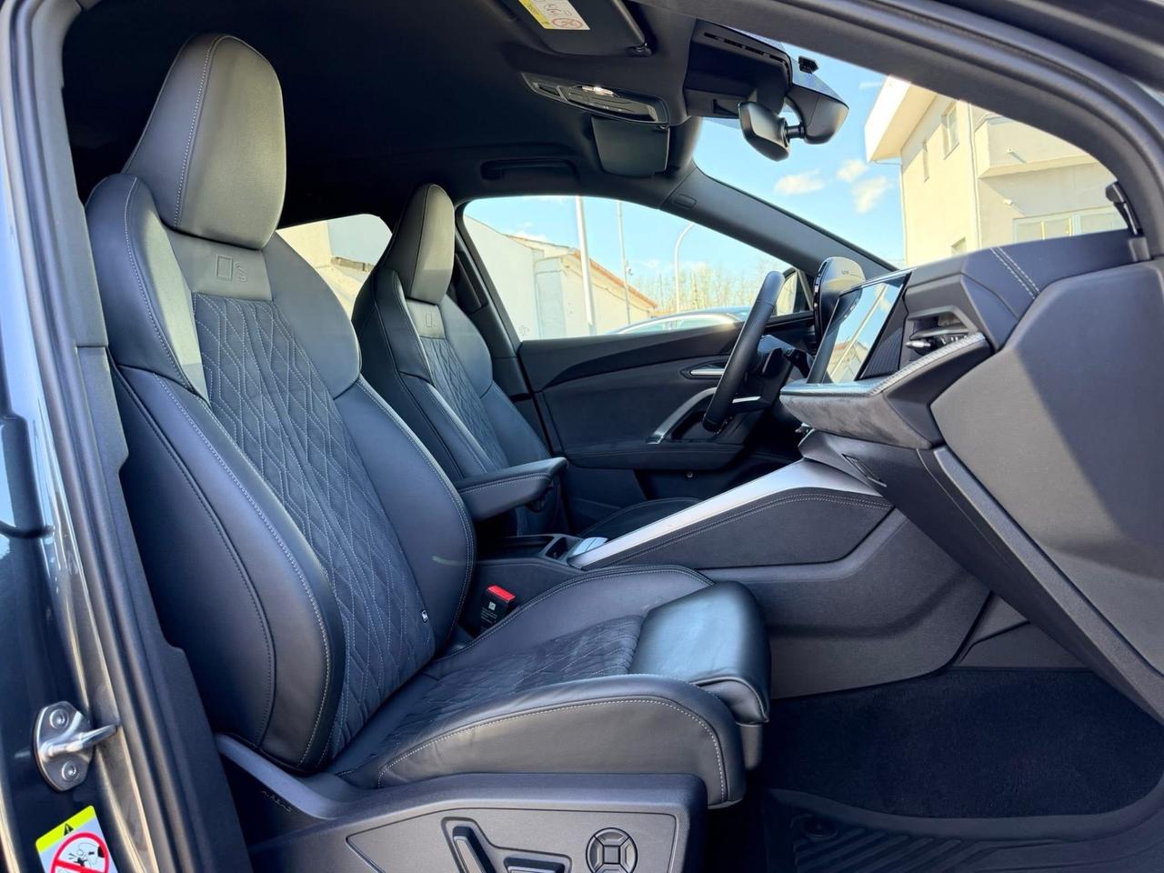 Audi Q5 TDI 150 kW mHEV+ S tronic quattro Launch edition line