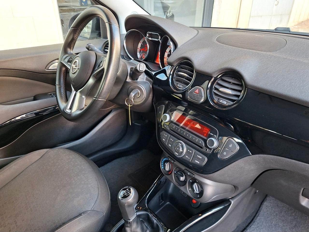 Opel Adam Rocks 1.2 70 CV Air